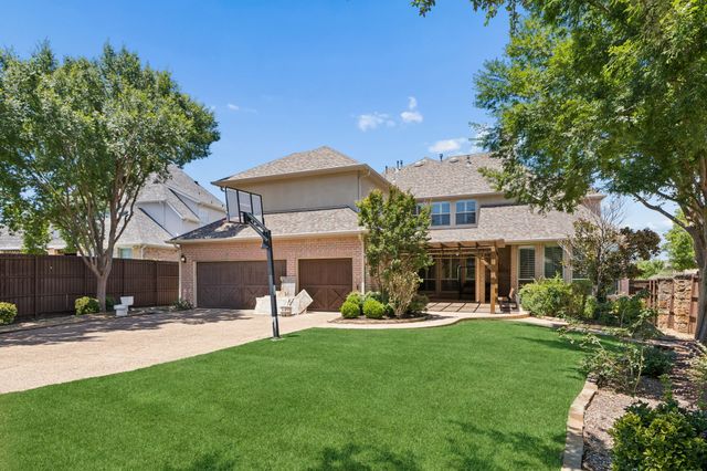 1101 King Mark Drive, Lewisville, TX 75056