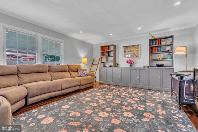 608 ARLINGTON RD, Fairless Hills, PA 19030