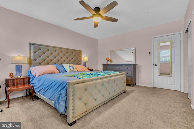 608 ARLINGTON RD, Fairless Hills, PA 19030