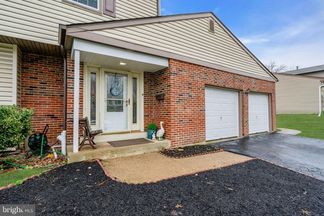 608 ARLINGTON RD, Fairless Hills, PA 19030