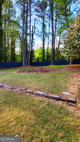 2915 La Jean Drive, Atlanta, GA 30349