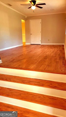 2915 La Jean Drive, Atlanta, GA 30349