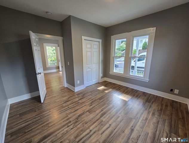 5 New Street, Shelton, CT 06484
