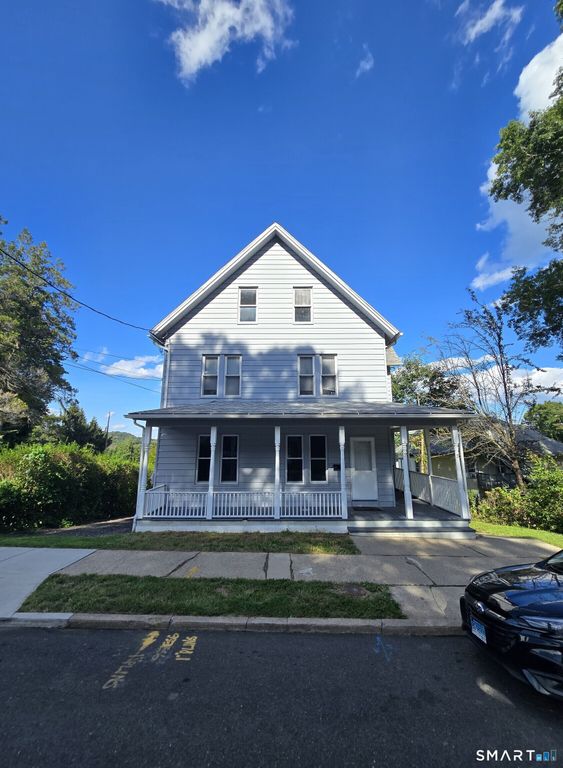 5 New Street, Shelton, CT 06484