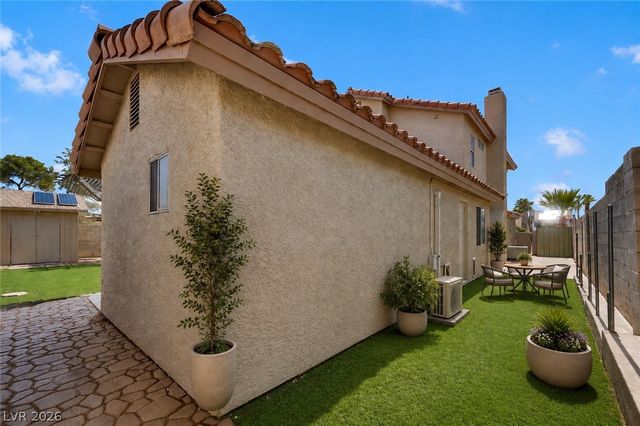 8283 Hidden Hills Drive, Las Vegas, NV 89123