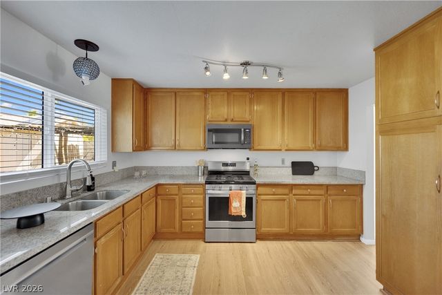 8283 Hidden Hills Drive, Las Vegas, NV 89123