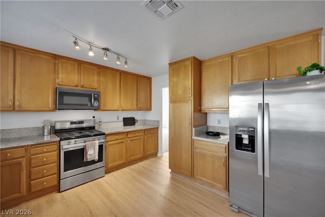 8283 Hidden Hills Drive, Las Vegas, NV 89123