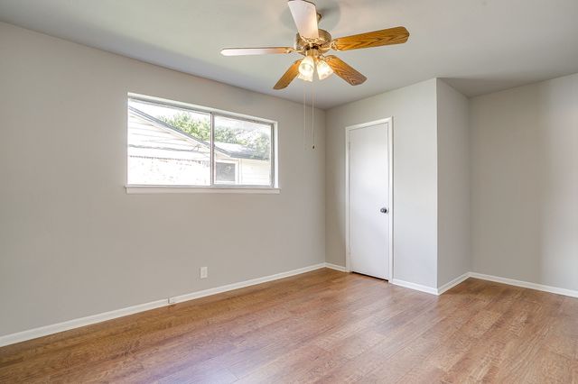 1413 Phillips Street, Cleburne, TX 76033