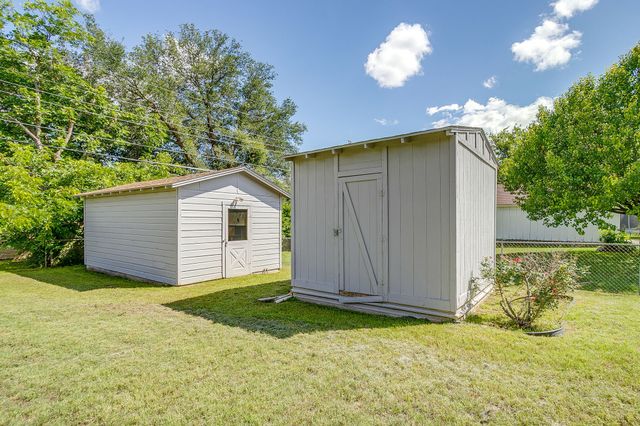 1413 Phillips Street, Cleburne, TX 76033