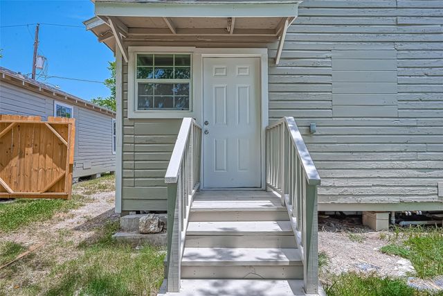 3270 Reeves Street A, Houston, TX 77004
