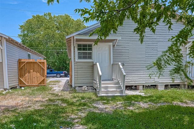 3270 Reeves Street A, Houston, TX 77004