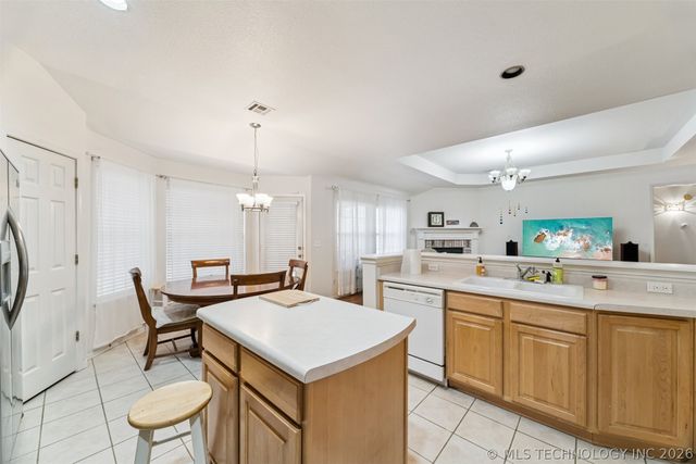 19820 E 45th Street S, Broken Arrow, OK 74014