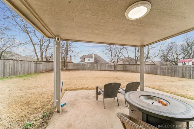 19820 E 45th Street S, Broken Arrow, OK 74014