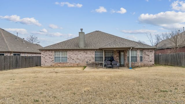 19820 E 45th Street S, Broken Arrow, OK 74014