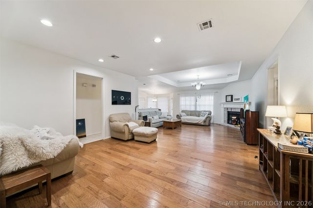 19820 E 45th Street S, Broken Arrow, OK 74014