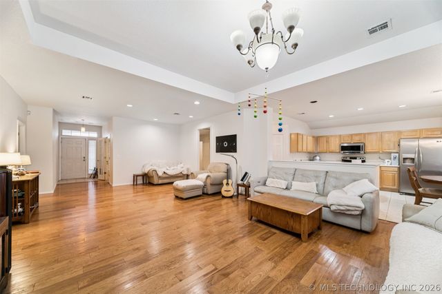 19820 E 45th Street S, Broken Arrow, OK 74014