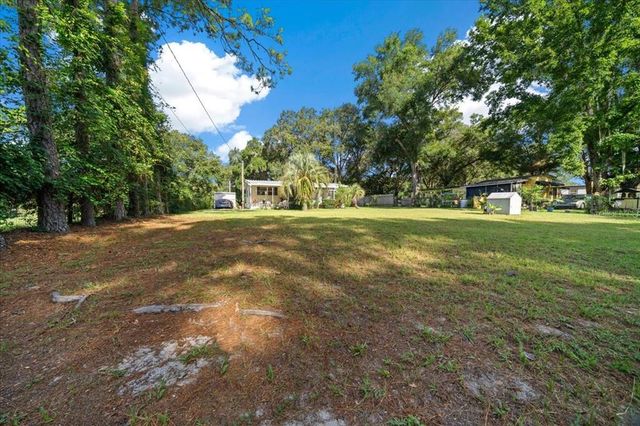 5888 SE 164TH AVENUE, Ocklawaha, FL 32179