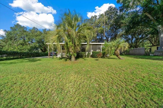 5888 SE 164TH AVENUE, Ocklawaha, FL 32179