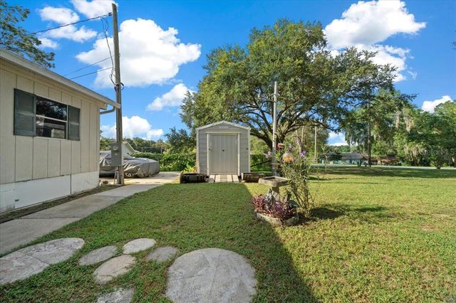 5888 SE 164TH AVENUE, Ocklawaha, FL 32179