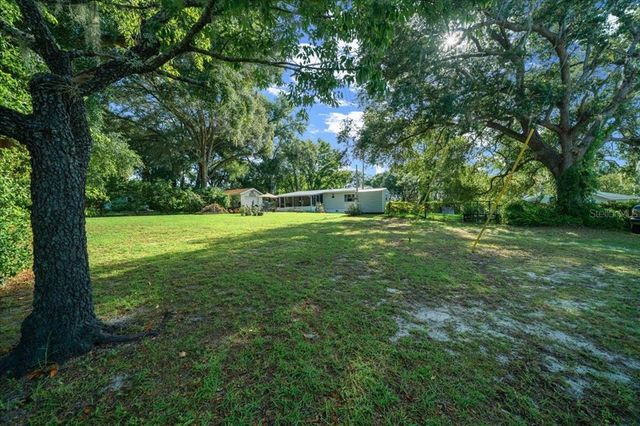 5888 SE 164TH AVENUE, Ocklawaha, FL 32179