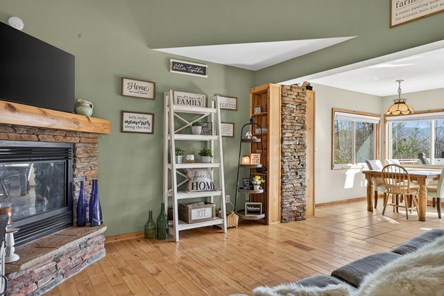 223 Red Bud Lane, Hiawassee, GA 30546