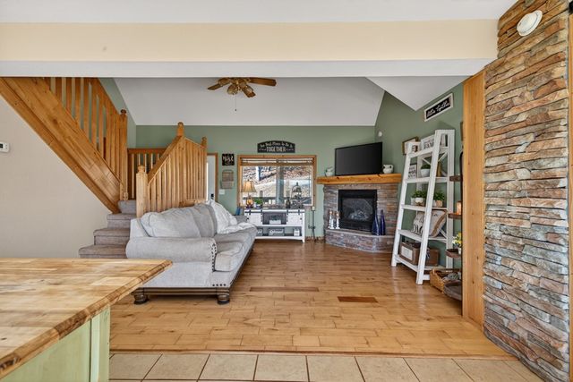 223 Red Bud Lane, Hiawassee, GA 30546