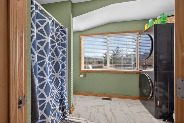 223 Red Bud Lane, Hiawassee, GA 30546