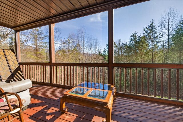 223 Red Bud Lane, Hiawassee, GA 30546