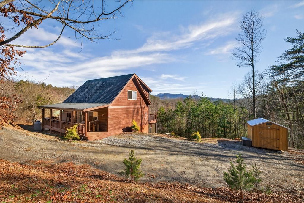 223 Red Bud Lane, Hiawassee, GA 30546