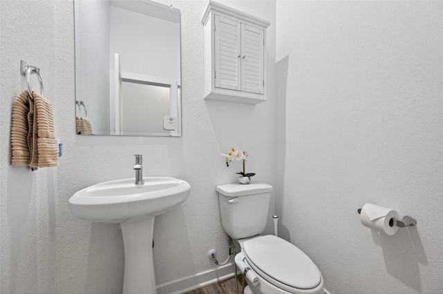 1610 Happy Valley Street, Montgomery, TX 77316