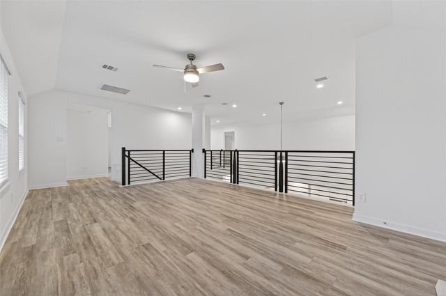 1610 Happy Valley Street, Montgomery, TX 77316