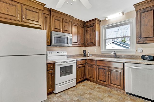 10 Powell Drive, Greenville, SC 29617