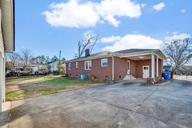 10 Powell Drive, Greenville, SC 29617