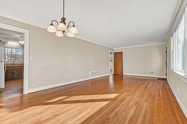 10 Powell Drive, Greenville, SC 29617