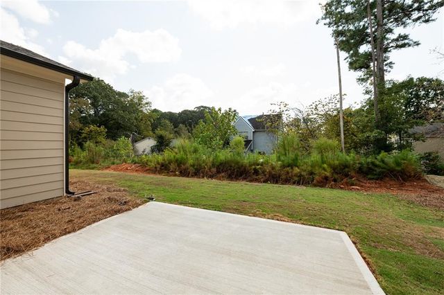 1820 Forkview Court, Lawrenceville, GA 30044