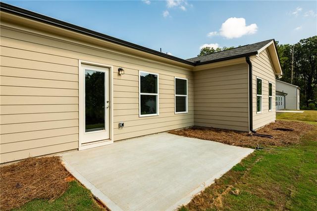 1820 Forkview Court, Lawrenceville, GA 30044