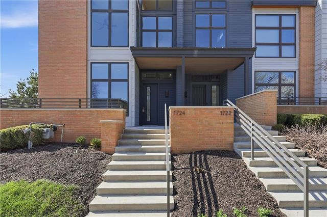 1724 Madison Avenue, Kansas City, MO 64108