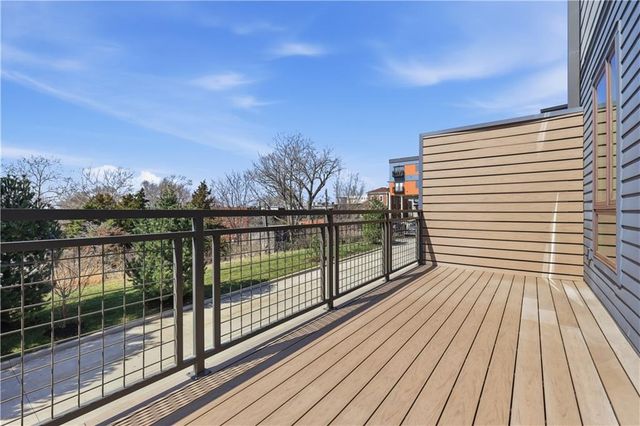1724 Madison Avenue, Kansas City, MO 64108