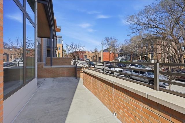 1724 Madison Avenue, Kansas City, MO 64108