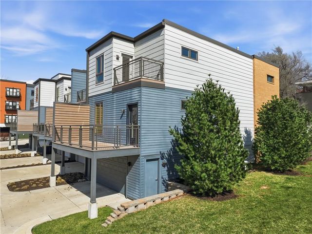 1724 Madison Avenue, Kansas City, MO 64108