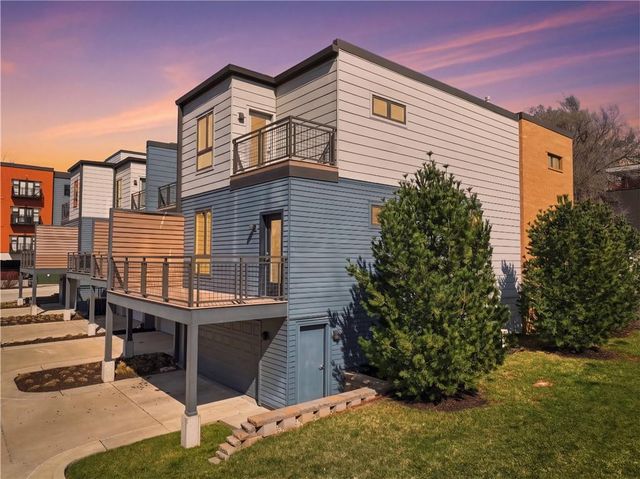 1724 Madison Avenue, Kansas City, MO 64108