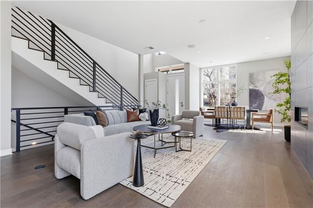 1724 Madison Avenue, Kansas City, MO 64108