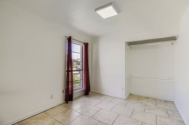 5220 Gibson Drive, The Colony, TX 75056