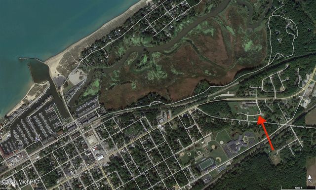 98 Diamond Point Lane, New Buffalo, MI 49117