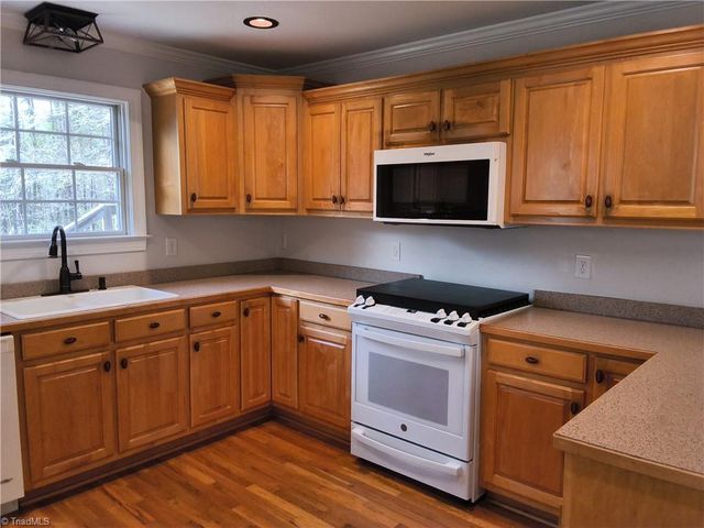 4417 Springbrook Drive, Burlington, NC 27215