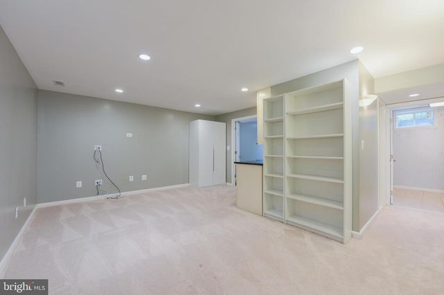 2901 MARSALA CT, Woodbridge, VA 22192