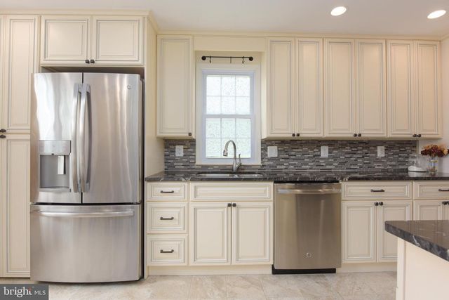 2901 MARSALA CT, Woodbridge, VA 22192