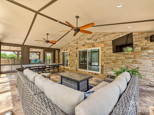 8001 Avanti Drive, Waxhaw, NC 28173