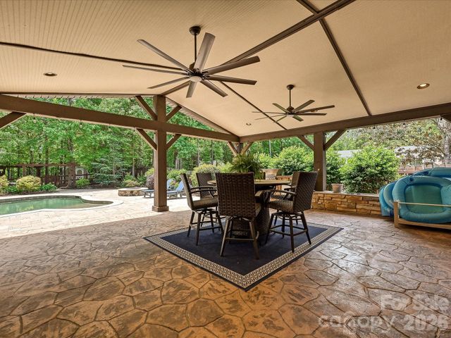 8001 Avanti Drive, Waxhaw, NC 28173