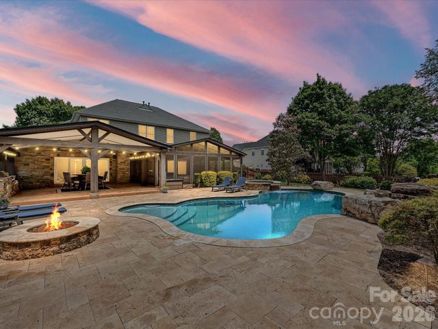 8001 Avanti Drive, Waxhaw, NC 28173